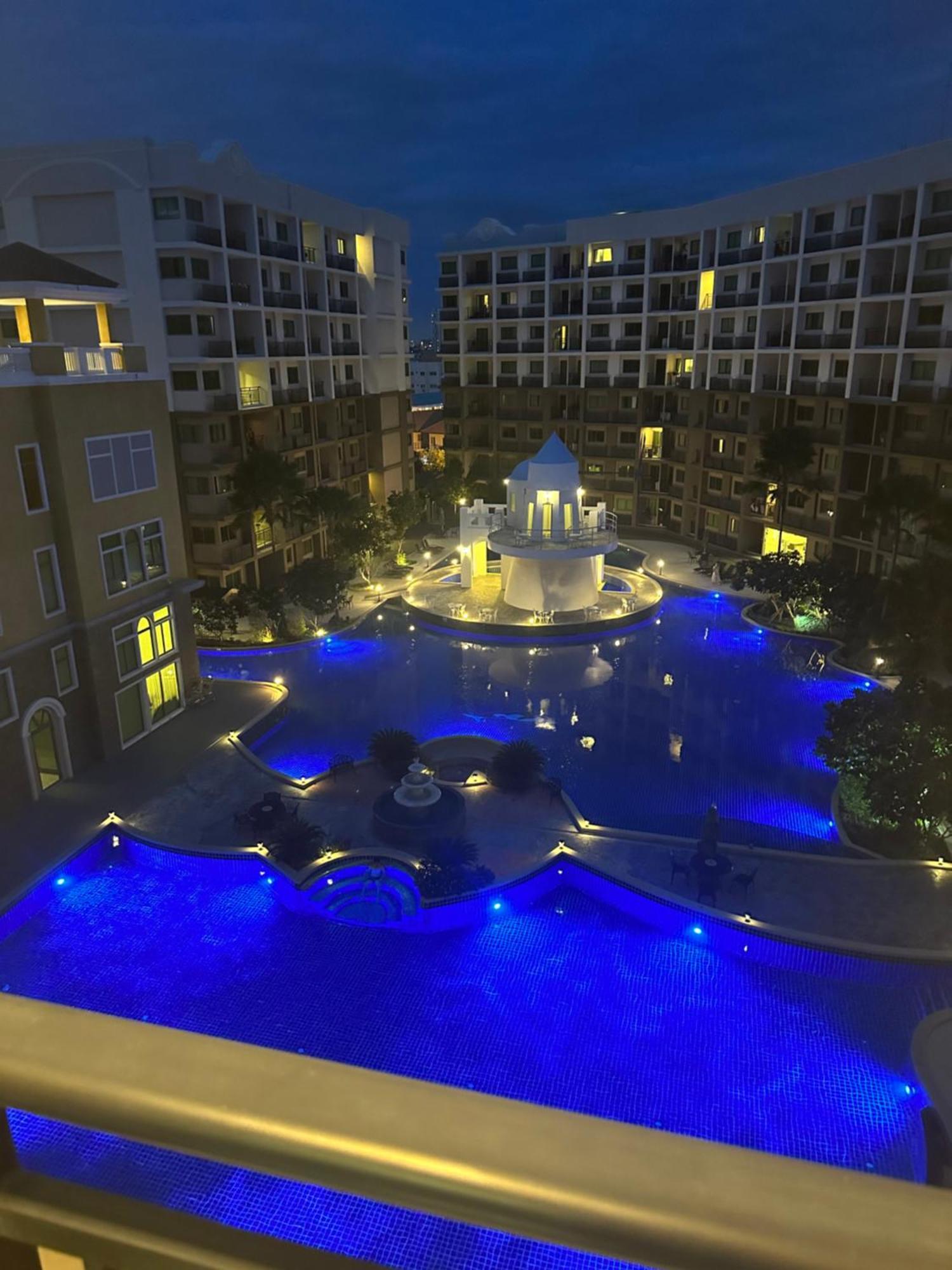 Arcadia Beach Con Pattaya Extérieur photo